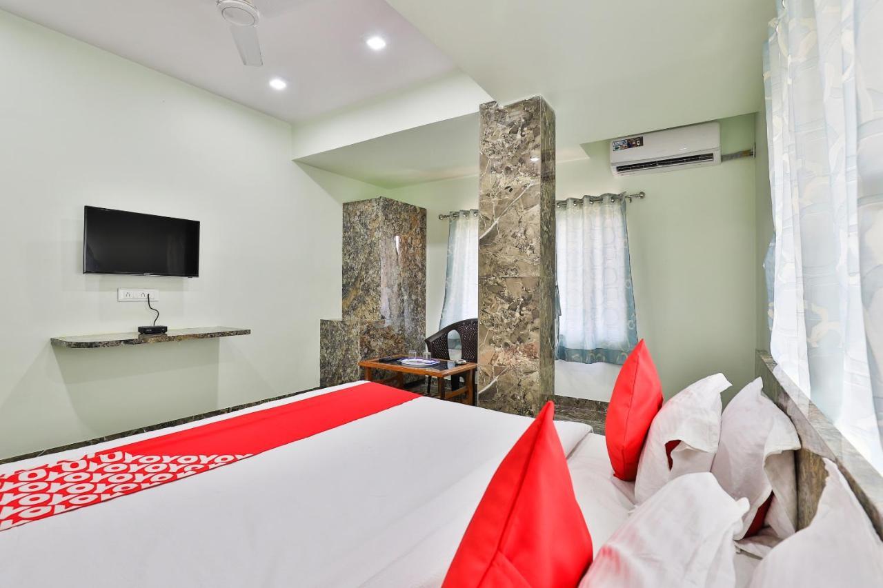 Oyo 24833 Hotel Silver Daman Εξωτερικό φωτογραφία