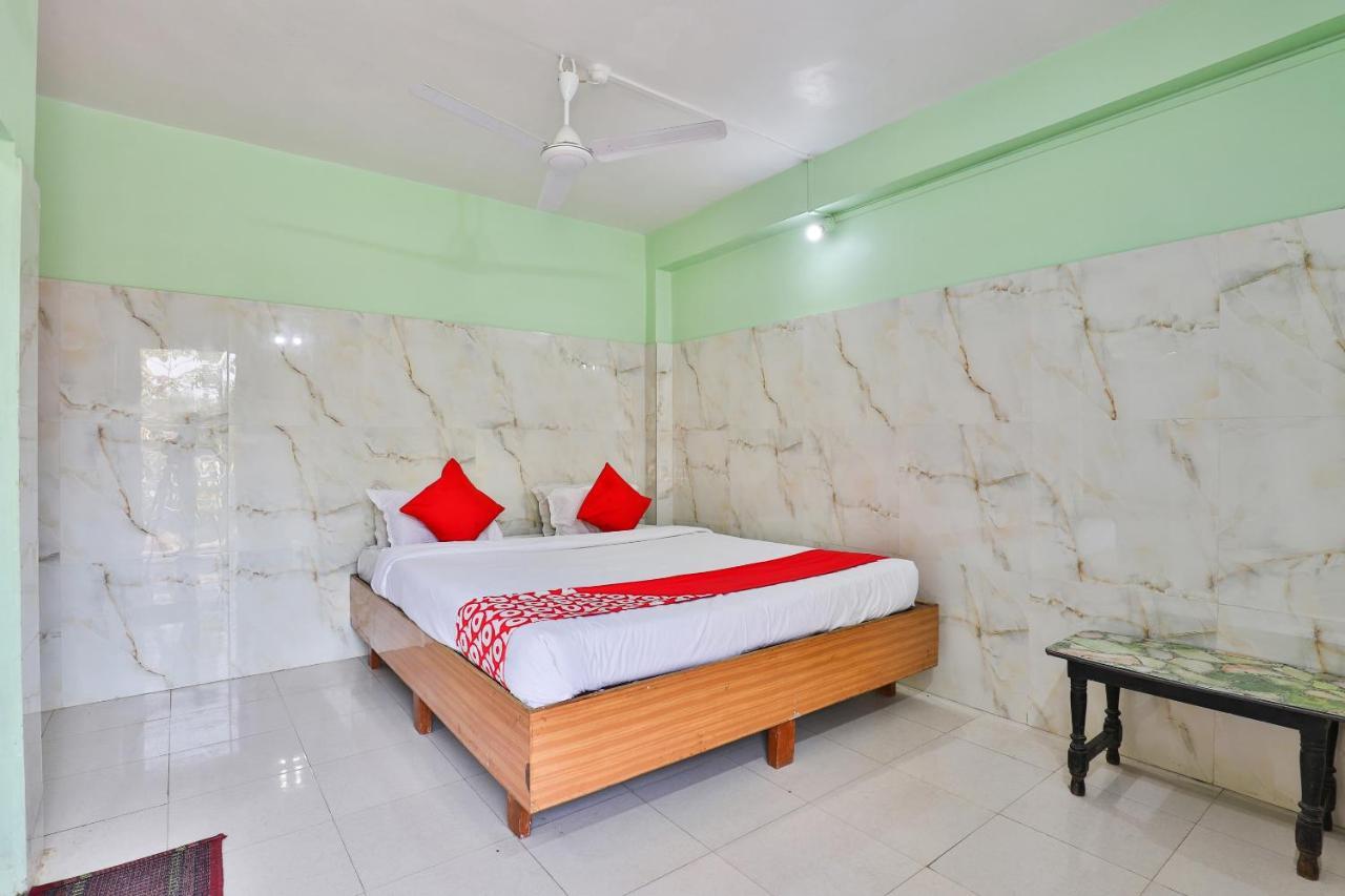Oyo 24833 Hotel Silver Daman Εξωτερικό φωτογραφία