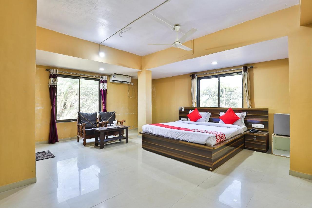 Oyo 24833 Hotel Silver Daman Εξωτερικό φωτογραφία