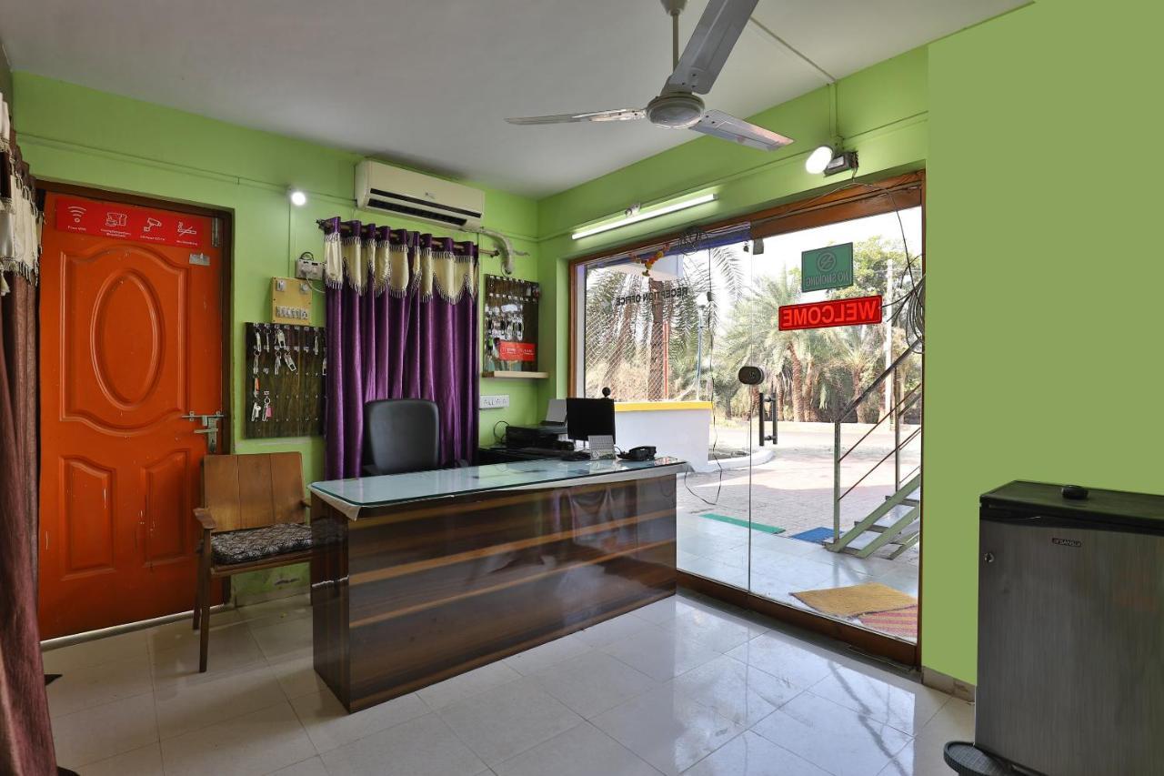 Oyo 24833 Hotel Silver Daman Εξωτερικό φωτογραφία