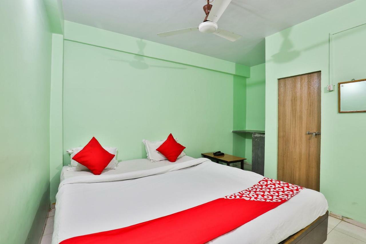 Oyo 24833 Hotel Silver Daman Εξωτερικό φωτογραφία